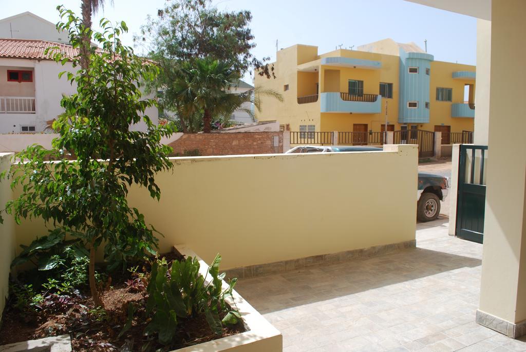 Surf House Cabo Verde Santa Maria Buitenkant foto