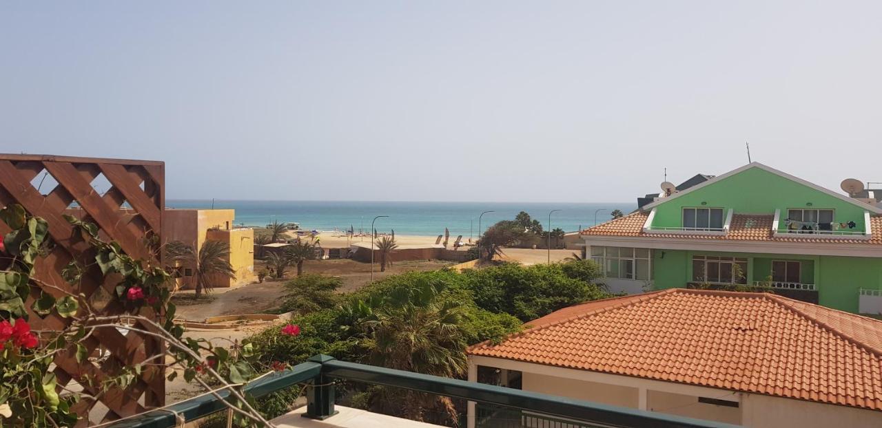 Surf House Cabo Verde Santa Maria Buitenkant foto